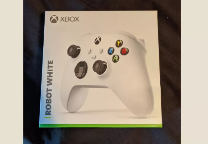 微软新的Xbox Series S控制器从包装中得到确认