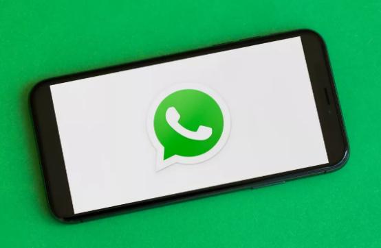 据报道WhatsApp将群聊扩大到8个人