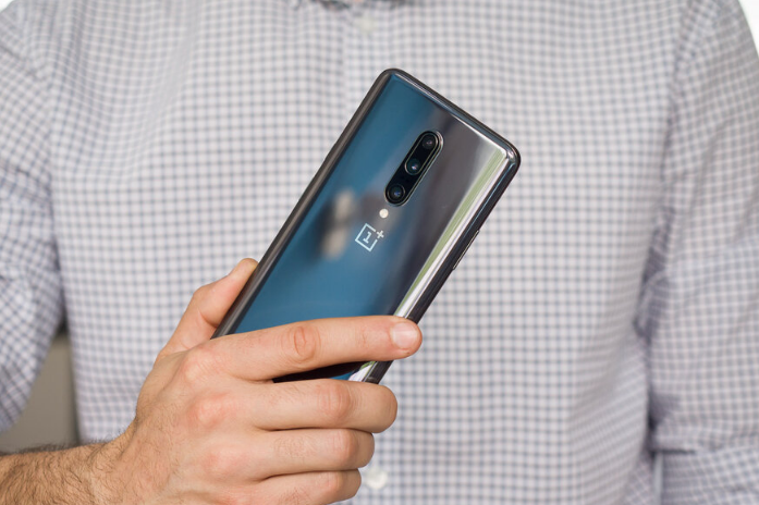 提示显示 OnePlus 8和8 Pro将比预期更快发布