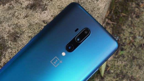 提示显示 OnePlus 8和8 Pro将比预期更快发布