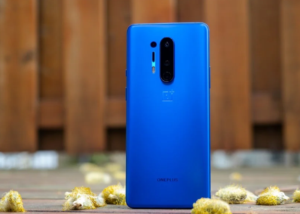 您应该购买哪种颜色的OnePlus  8和8 Pro