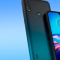 摩托罗拉推出Moto E6S